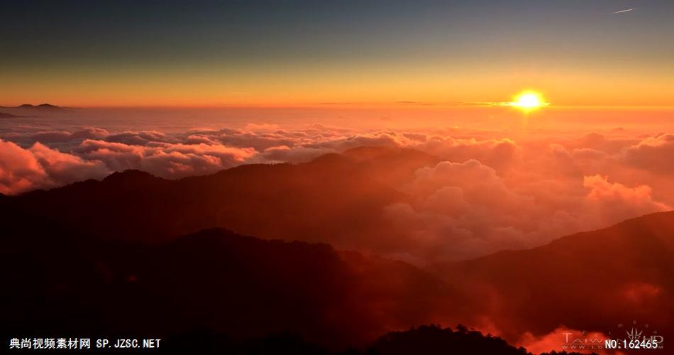 延时摄影：合欢山上的云与银河_720p 地球宇宙太空