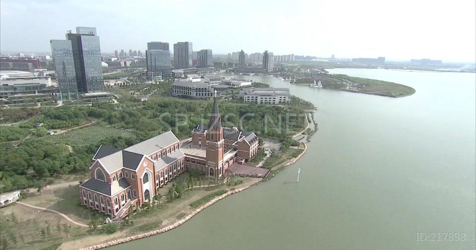 苏州园规划区 鸟瞰 飞越 城市 水景 小桥 园林 车流 标志性建筑 宣传片素材 专题片素材